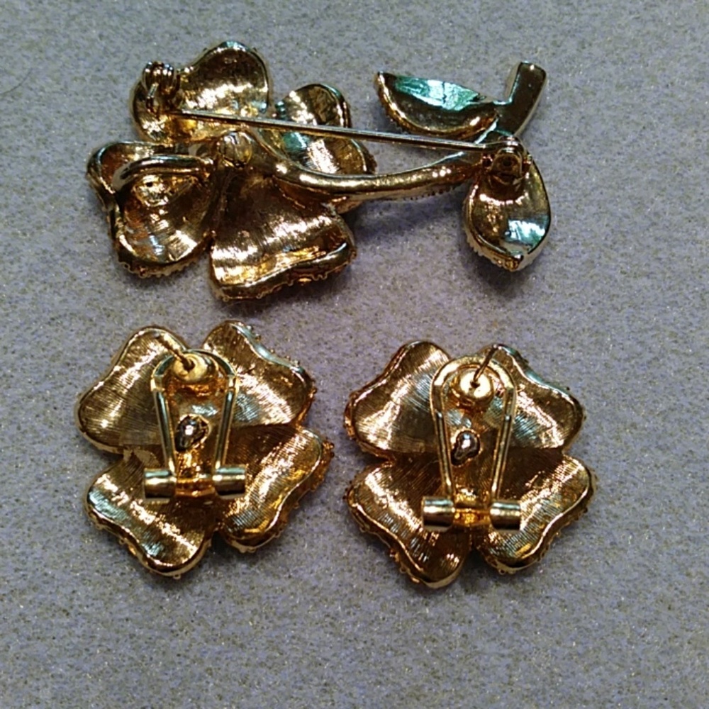 Matching set - Picture 2 of 3